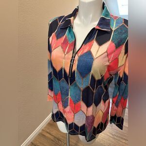 Woman’s Long Sleeve Knit Top with Zipper Colorful Print XL